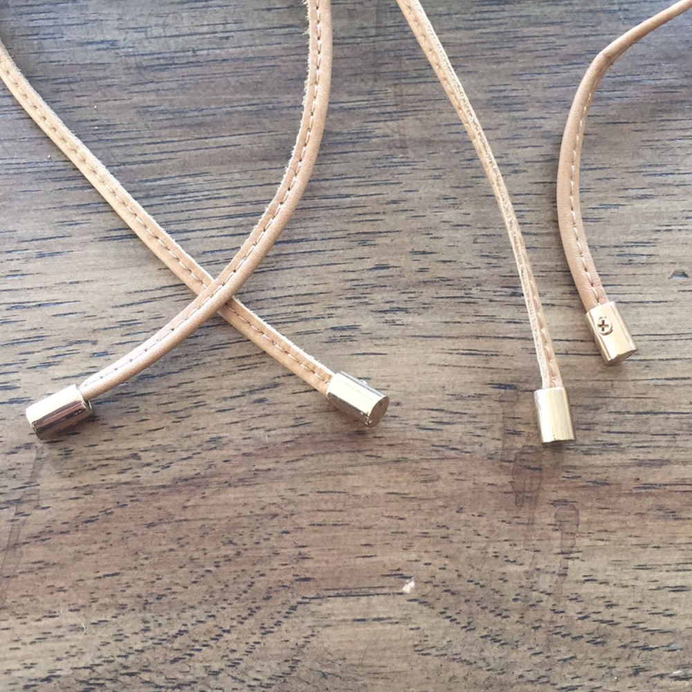 Halogen Flats - Picture 9 of 10